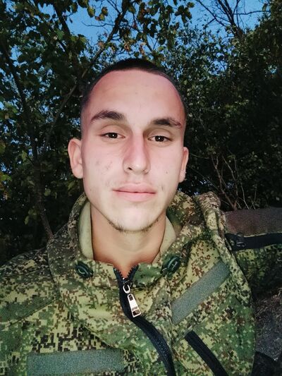  --,   Maxim, 21 ,   ,   , c 
