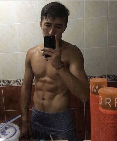  ,   Idris, 28 ,   ,   