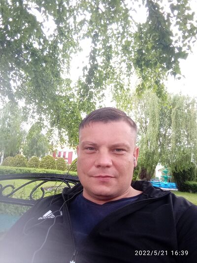  ,   Vladislav, 40 ,   ,   