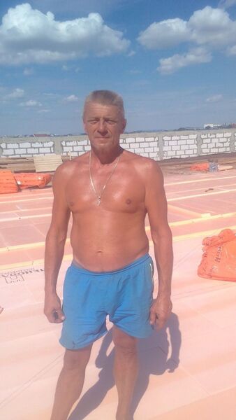  ,   Sasha, 57 ,   ,   