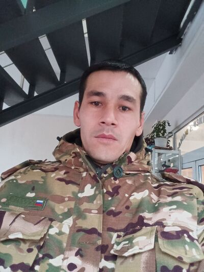  ,   Husaen, 38 ,   ,   