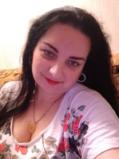  ,   Kriss, 37 ,   ,   