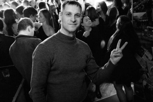  ,   Vladislav, 34 ,   ,   , c 