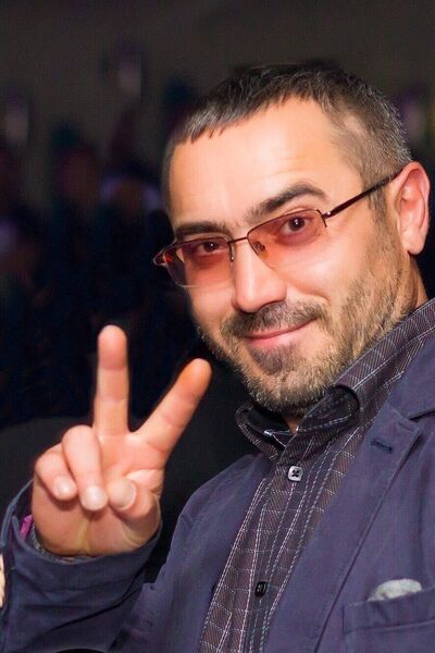  Furth,   Vladimir, 46 ,   ,   
