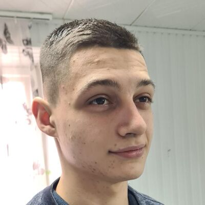  ,   Alexei, 19 ,   ,   , c , 