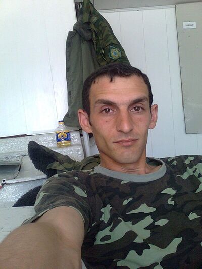  ,   Gago, 42 ,  