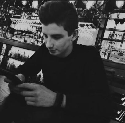  ,   Vlad, 21 ,   ,   