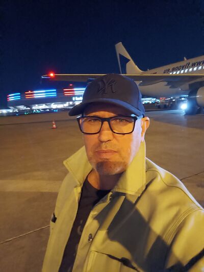  ,   Igor, 44 ,   ,   , c 