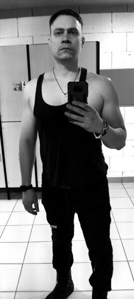  ,   Maxi, 34 ,     , c 