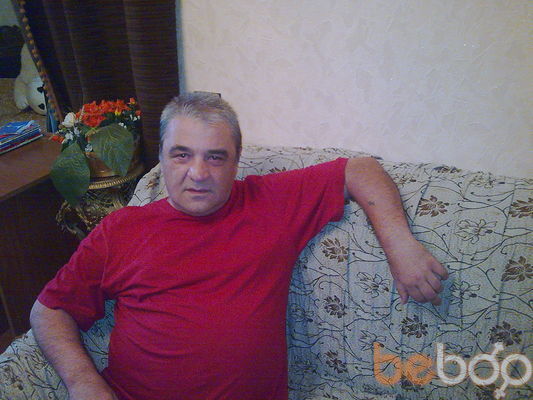  3066938  Gia, 67 ,    
