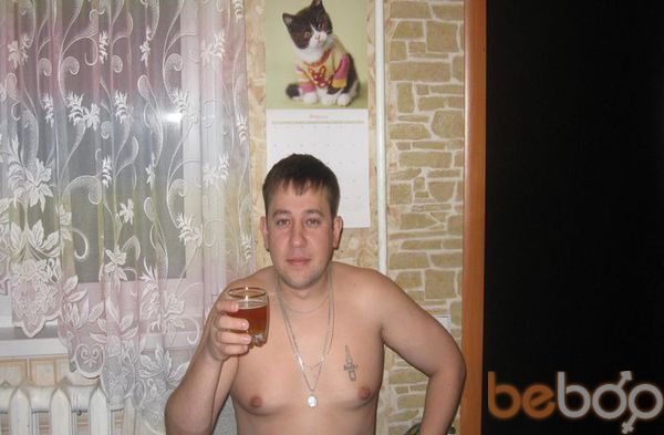  ,   Alex, 44 ,   