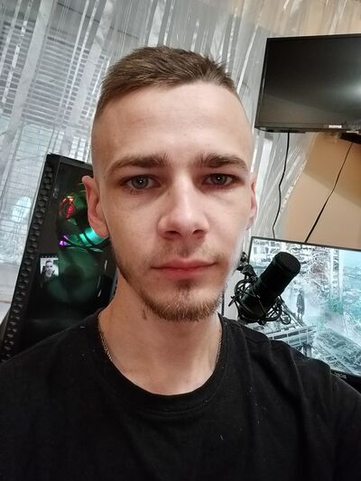  ,   Ivan, 28 ,   ,   