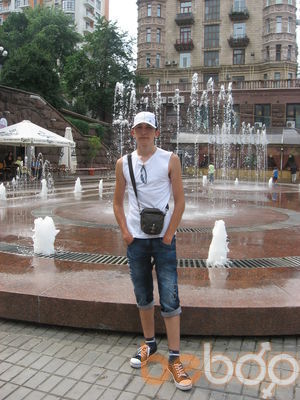  ,   Yarik, 32 ,  
