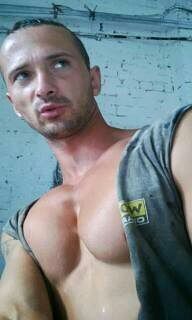  10849678  Viktor, 69 ,    