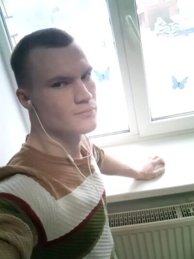 ,   Mikhail, 27 ,   ,   