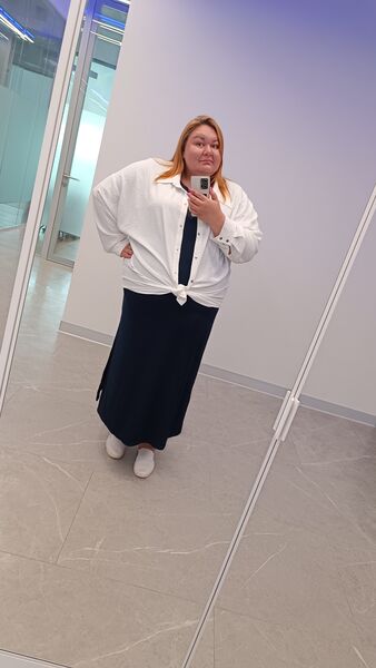  ,   Nika, 33 ,   c 