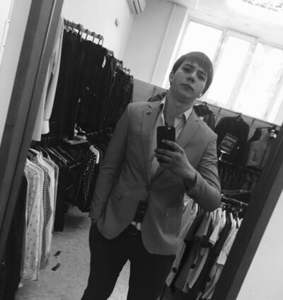  ,   Maksimilian, 30 ,   