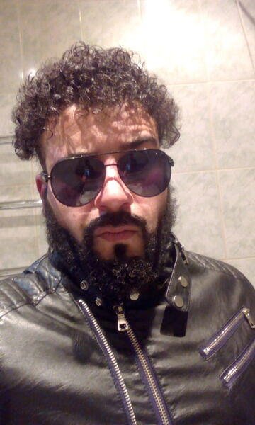  ,   Zeus, 35 ,  