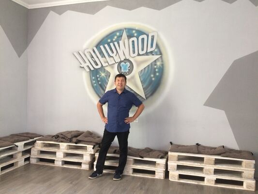  ,   Darhan, 40 ,     , c 