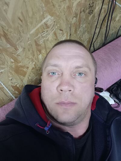  ,   Andrey, 42 ,   ,   