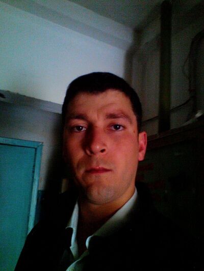  ,   Freddy, 38 ,   