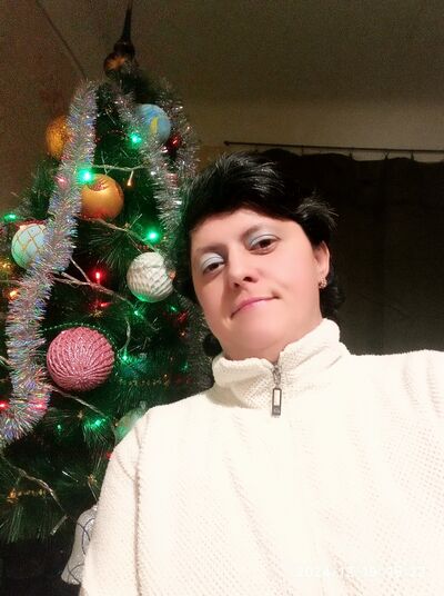  ,   Maria, 44 ,   c 