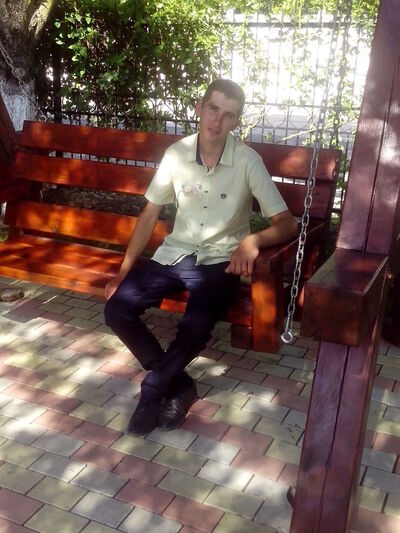  ,   Sergei, 32 ,   ,   , c , 