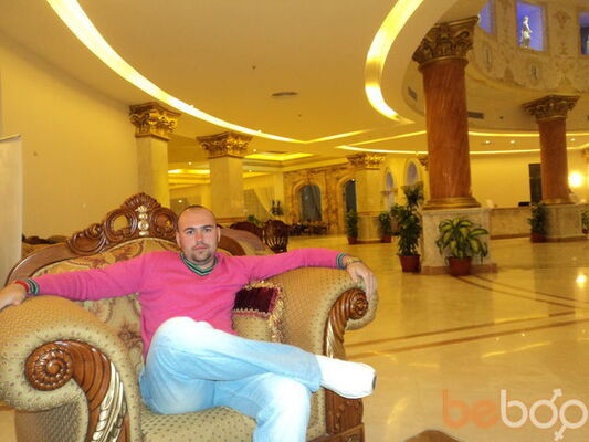  ,   Sancho, 44 ,  