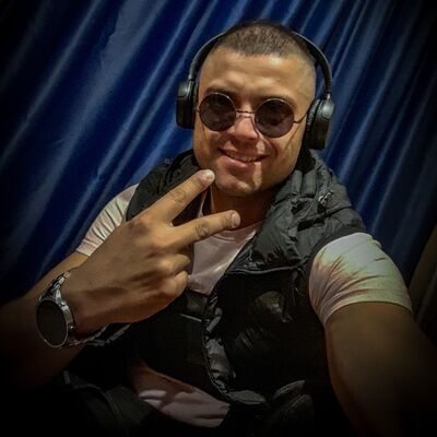  ,   Dima, 37 ,   ,   