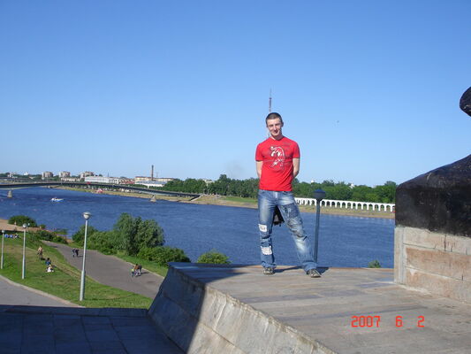  ,   Andrey, 40 ,   