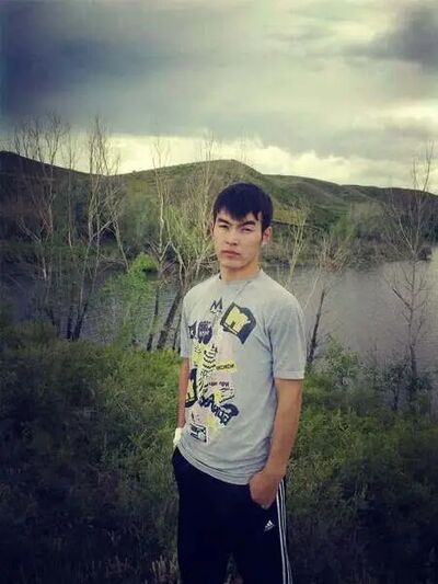  ,   Nursultan, 32 ,   ,   