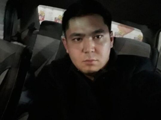  ,   Ruslan, 31 ,  