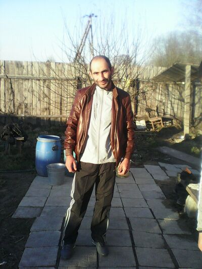  ,   9969557576, 42 ,   