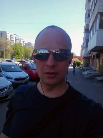  --,   , 43 ,     , c 