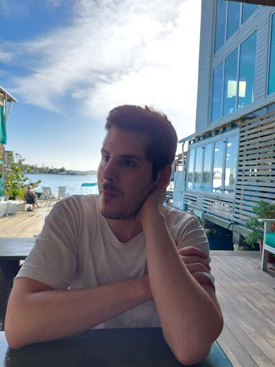  ,   Alex, 37 ,   ,   