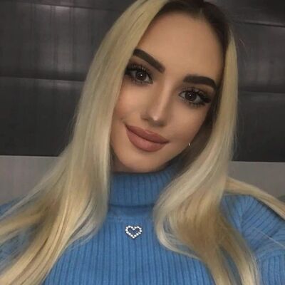  ,   Emily, 21 ,   c 