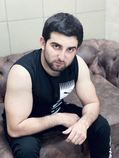  ,   Kenan, 29 ,   ,   