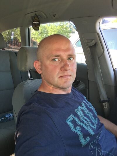  ,   Eduard, 38 ,   ,   