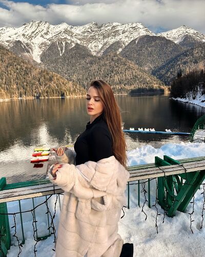  ,   Victoria, 23 ,   ,   