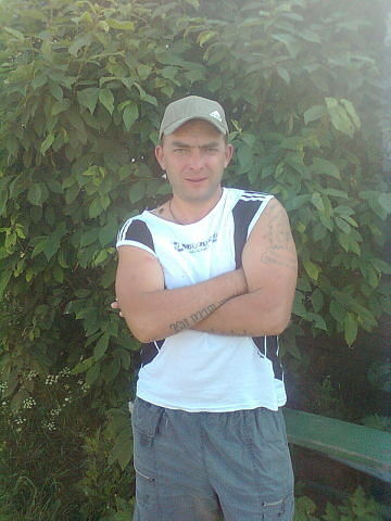   ,   Vano, 51 ,   