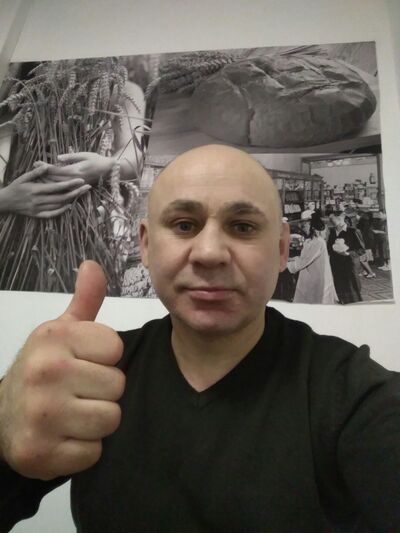  ,   Viktor, 54 ,   ,   , c 