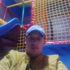  ,  Oleg, 32