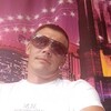  ,  Roman, 33
