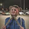  ,  Polina, 27