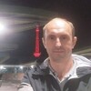  ,  Den, 44