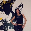  ,  Vika, 25